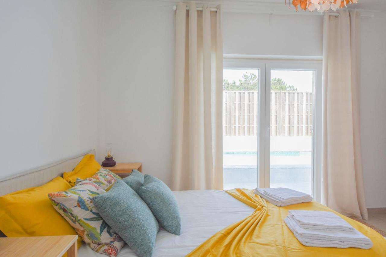 Aroeira Villa With Heated Pool By Golf Course, Beach And Lisbon Exterior foto